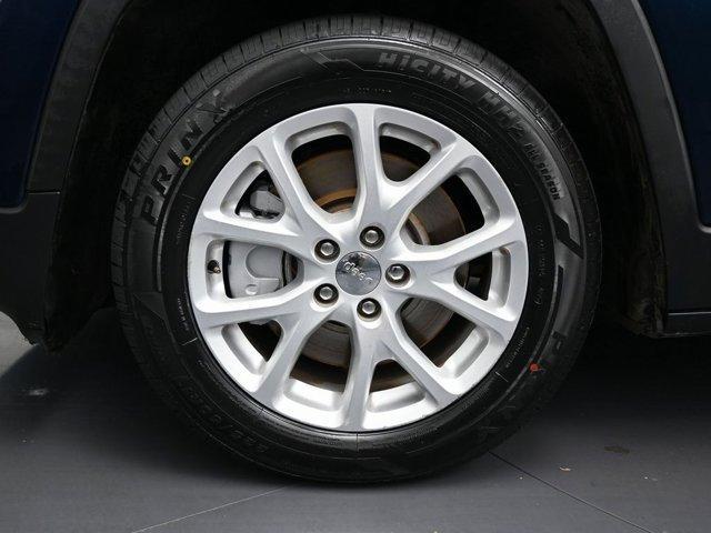 used 2018 Jeep Cherokee car, priced at $14,299