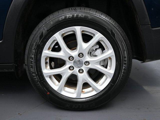 used 2018 Jeep Cherokee car, priced at $14,299