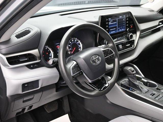 used 2021 Toyota Highlander car, priced at $24,499