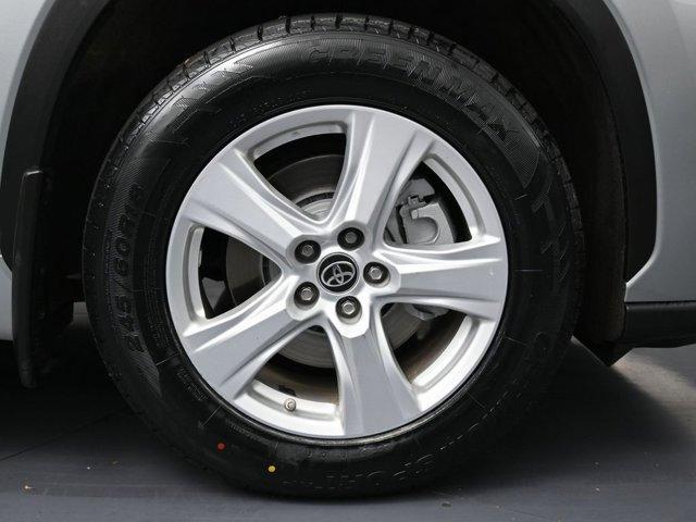 used 2021 Toyota Highlander car, priced at $24,499