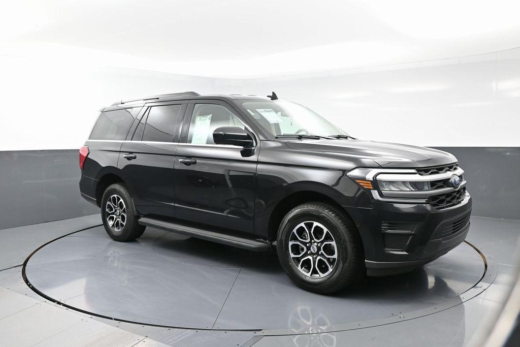 used 2024 Ford Expedition car, priced at $39,499