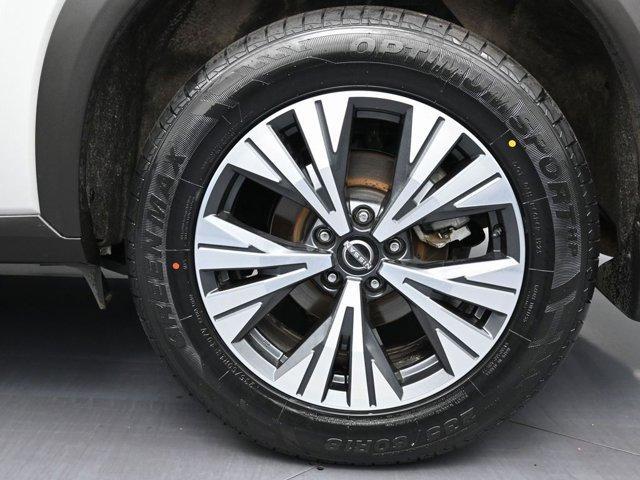 used 2023 Nissan Rogue car, priced at $18,499