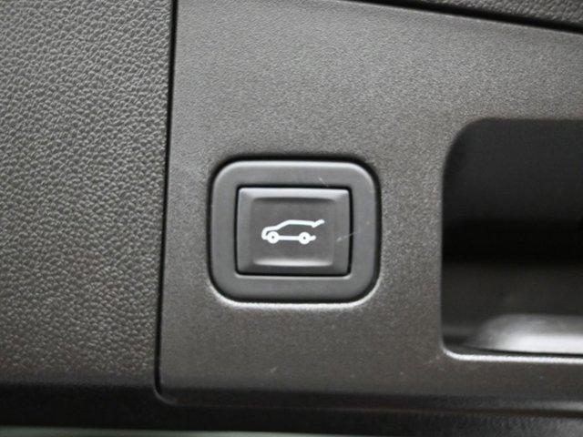 used 2023 Cadillac XT4 car, priced at $29,999