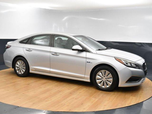 used 2016 Hyundai Sonata Hybrid car, priced at $10,999