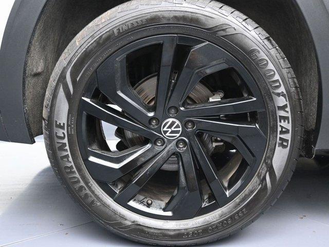 used 2023 Volkswagen Atlas car, priced at $28,499