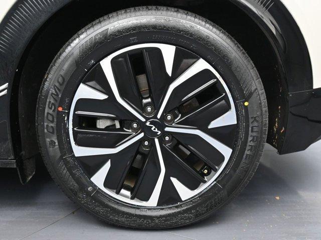 used 2022 Kia EV6 car, priced at $19,999