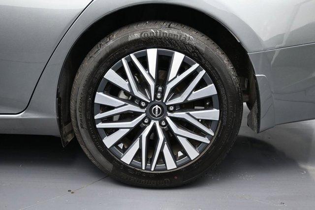 used 2023 Nissan Altima car, priced at $18,799