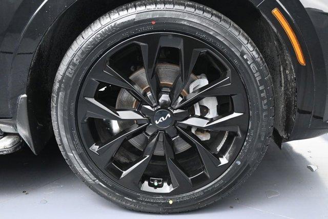 used 2022 Kia Sorento car, priced at $27,999