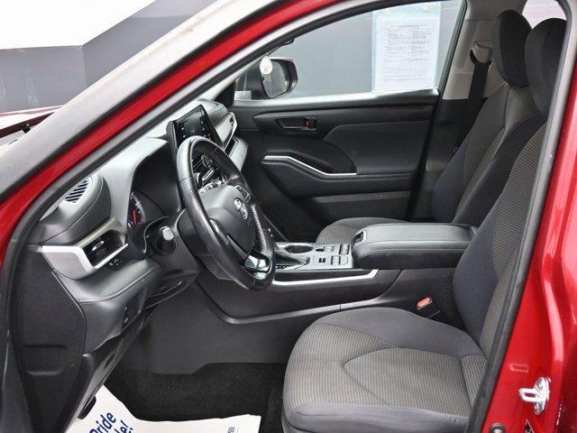 used 2021 Toyota Highlander car, priced at $28,999