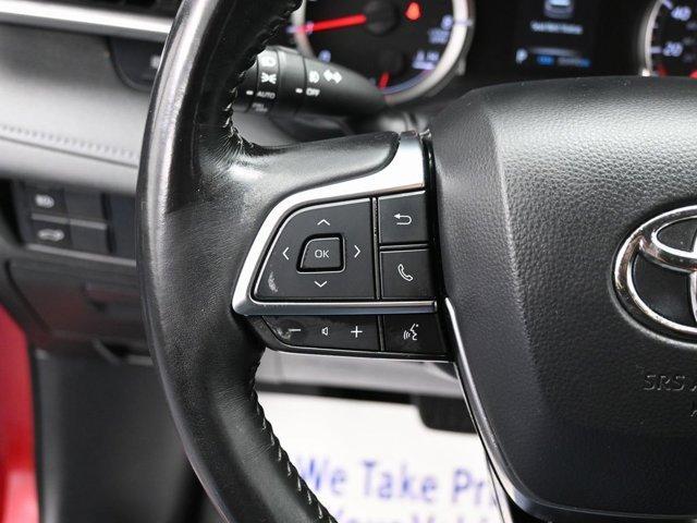 used 2021 Toyota Highlander car, priced at $28,999