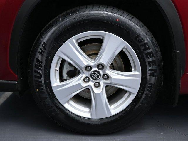 used 2021 Toyota Highlander car, priced at $28,999