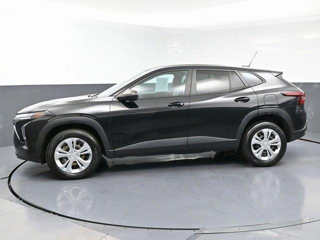 used 2024 Chevrolet Trax car, priced at $18,999