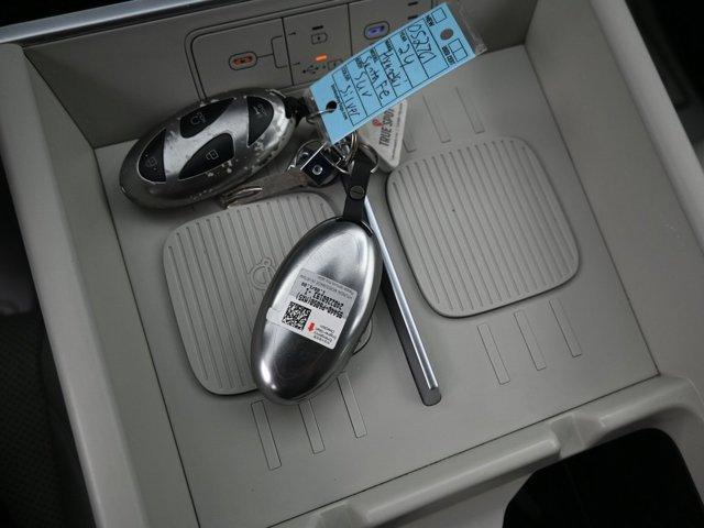 used 2024 Hyundai Santa Fe car, priced at $24,999