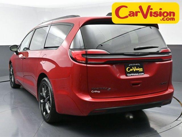 used 2025 Chrysler Pacifica car, priced at $34,999