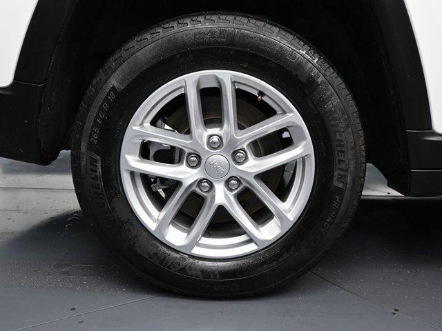 used 2023 Jeep Grand Cherokee L car, priced at $23,999
