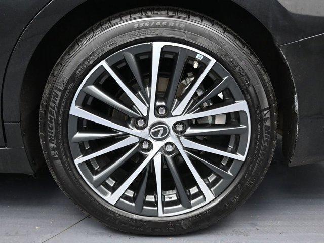 used 2024 Lexus ES 300h car, priced at $35,999