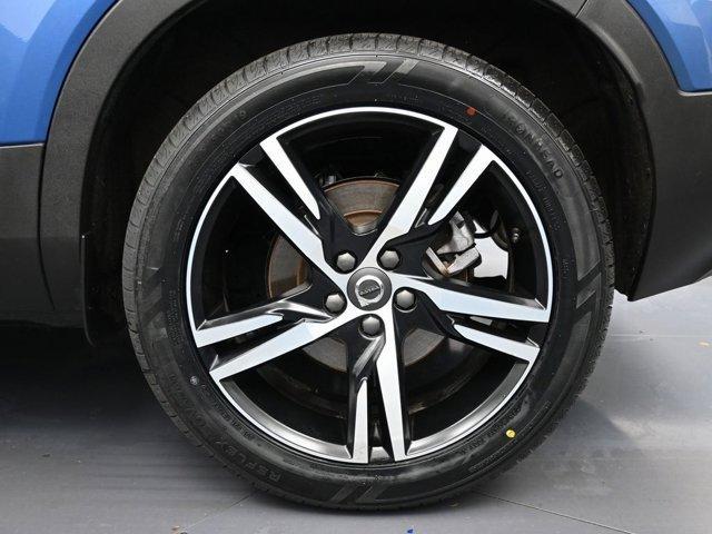 used 2019 Volvo XC40 car, priced at $19,499