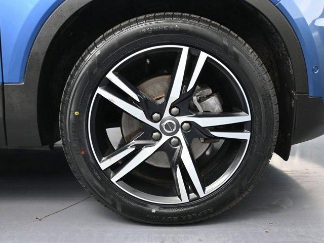 used 2019 Volvo XC40 car, priced at $19,499