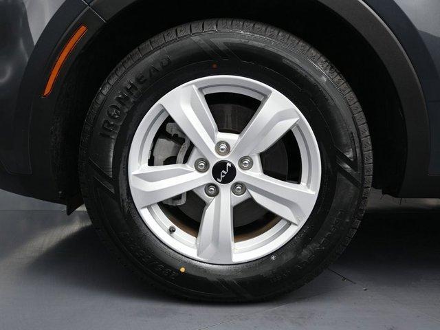 used 2023 Kia Sorento car, priced at $21,999