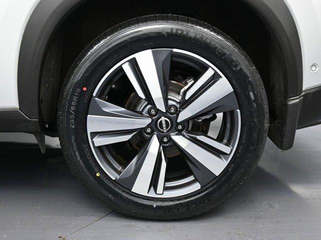 used 2023 Nissan Rogue car, priced at $24,999