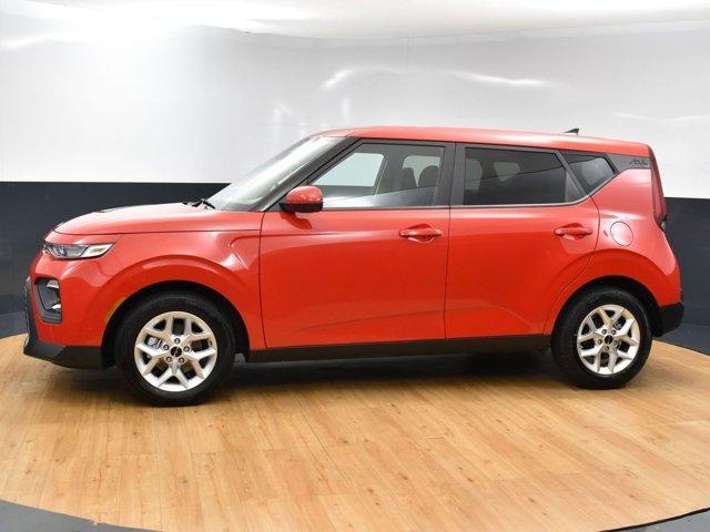 used 2022 Kia Soul car, priced at $13,499