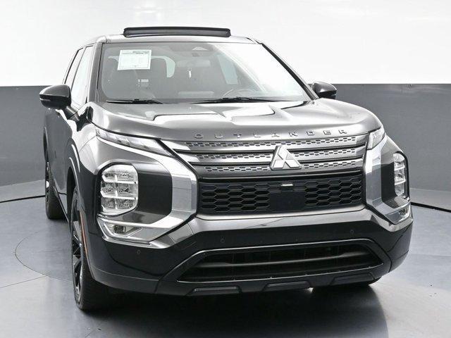 used 2022 Mitsubishi Outlander car, priced at $23,998