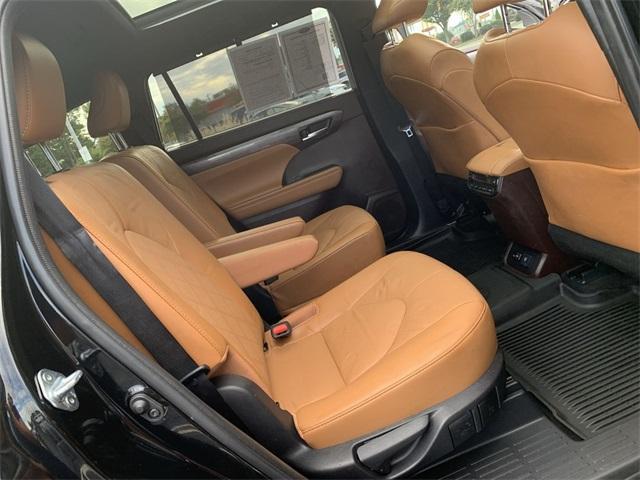 used 2022 Toyota Highlander car, priced at $43,799