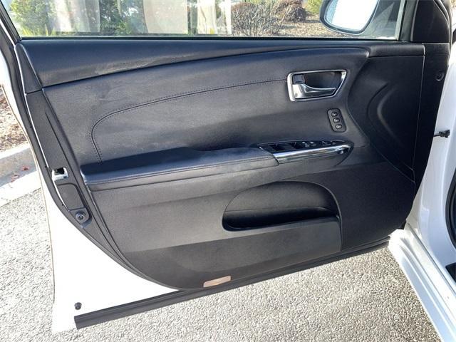 used 2014 Toyota Avalon Hybrid car, priced at $15,916