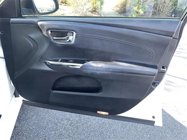 used 2014 Toyota Avalon Hybrid car, priced at $15,916