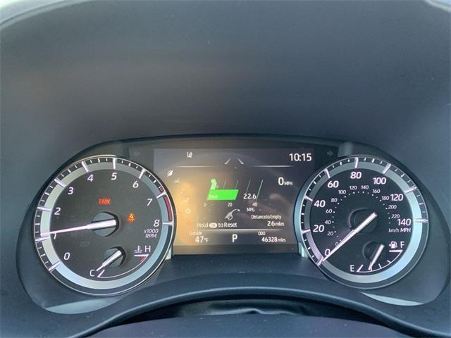 used 2022 Toyota Highlander car, priced at $34,561