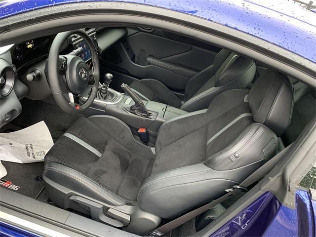 used 2023 Toyota GR86 car, priced at $28,999