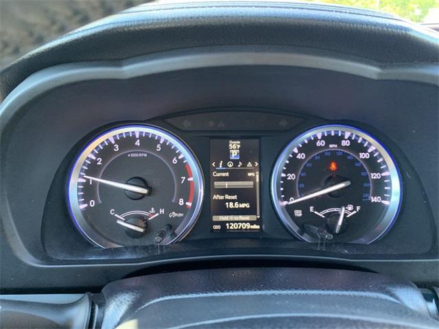 used 2016 Toyota Highlander car, priced at $19,399