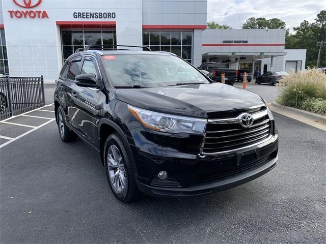 used 2015 Toyota Highlander car, priced at $19,699