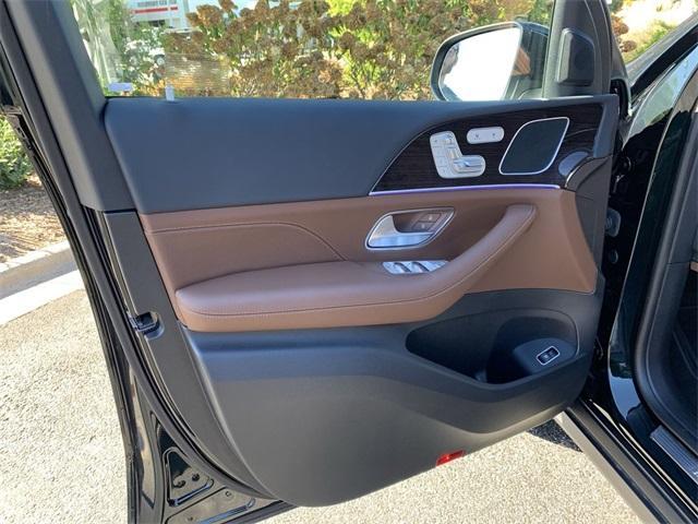 used 2025 Mercedes-Benz GLE 450 car, priced at $75,999