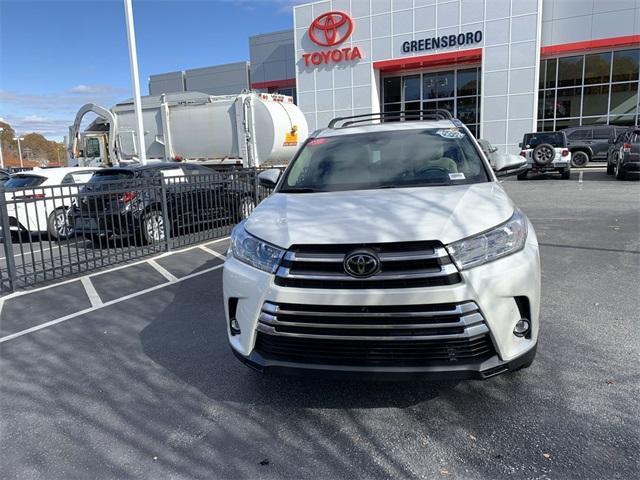 used 2019 Toyota Highlander car, priced at $26,999