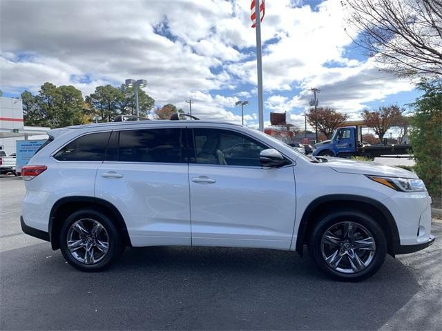 used 2019 Toyota Highlander car, priced at $26,999