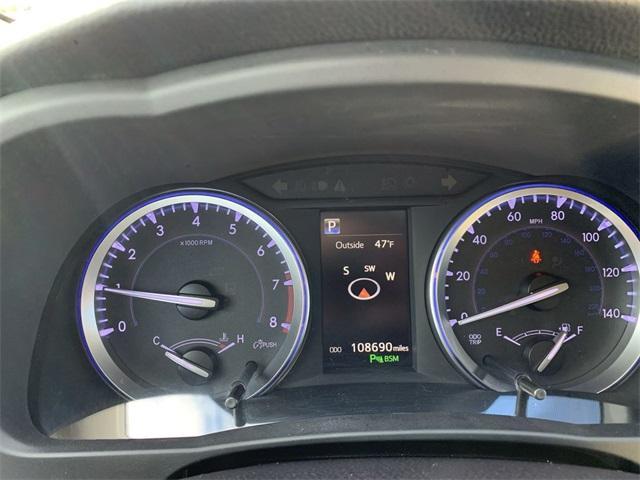 used 2019 Toyota Highlander car, priced at $26,999