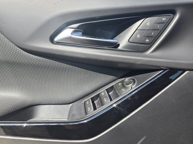 new 2026 Chevrolet Equinox car, priced at $32,345
