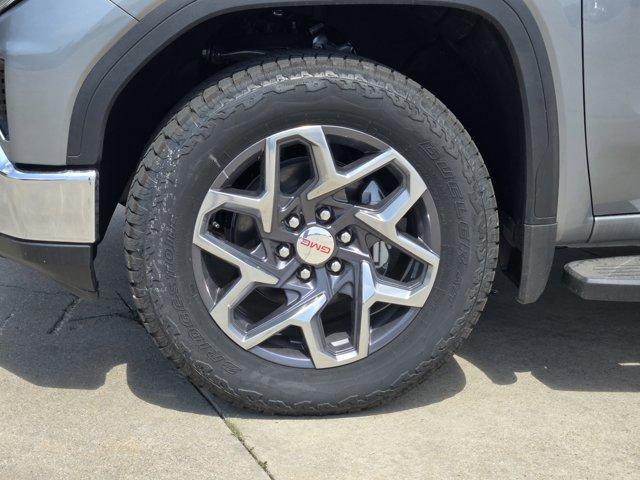 new 2025 GMC Sierra 1500 car, priced at $57,320