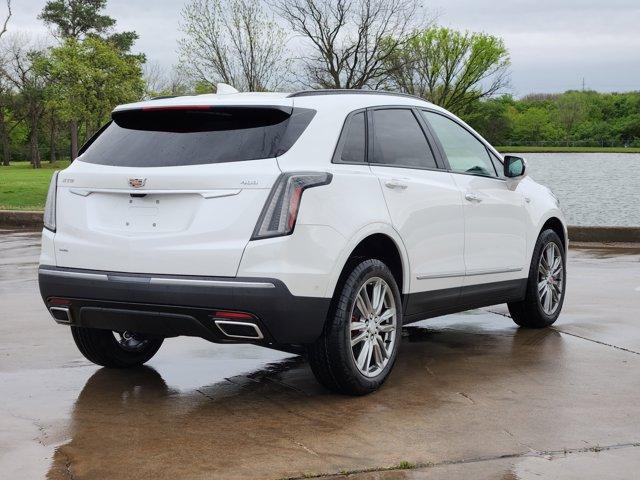 new 2025 Cadillac XT5 car, priced at $63,985
