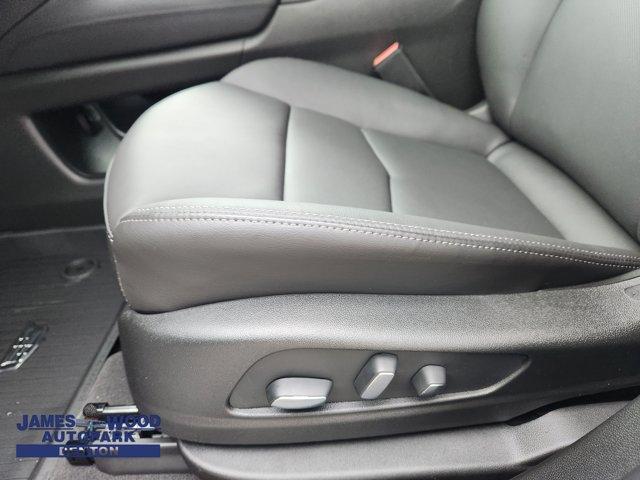 new 2025 Cadillac XT5 car