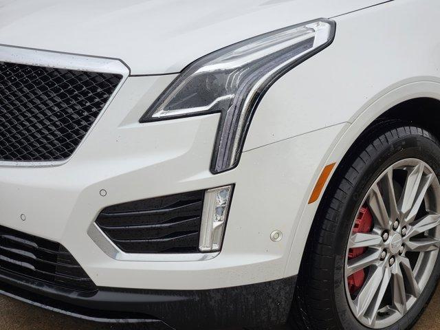 new 2025 Cadillac XT5 car, priced at $63,985
