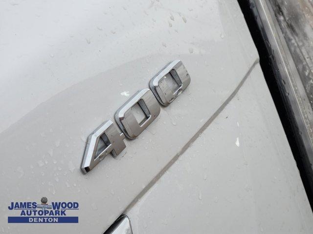 new 2025 Cadillac XT5 car
