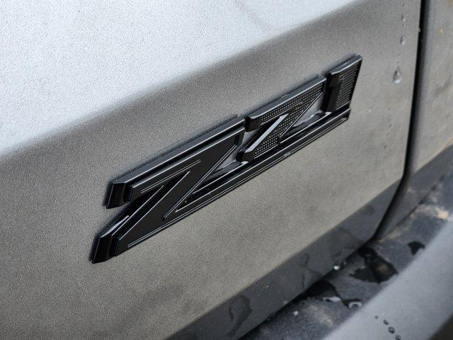 new 2026 Chevrolet Traverse car, priced at $54,120