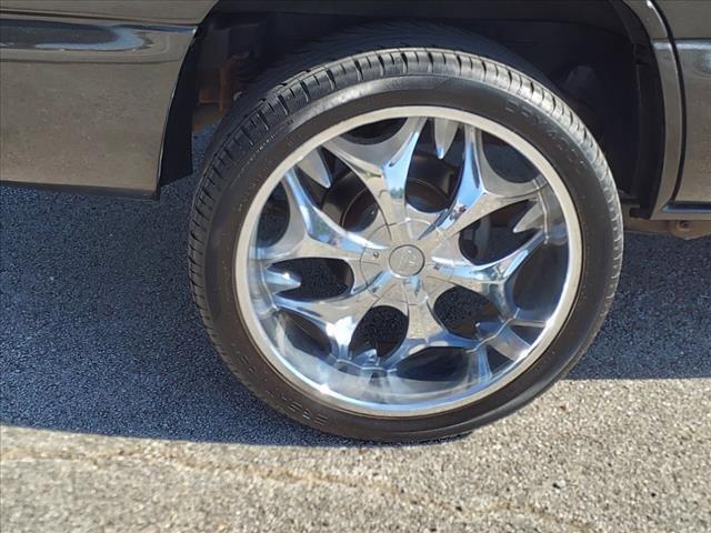 used 2001 Chevrolet Tahoe car, priced at $5,977