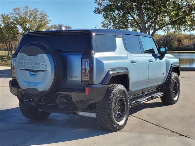 new 2024 GMC HUMMER EV car