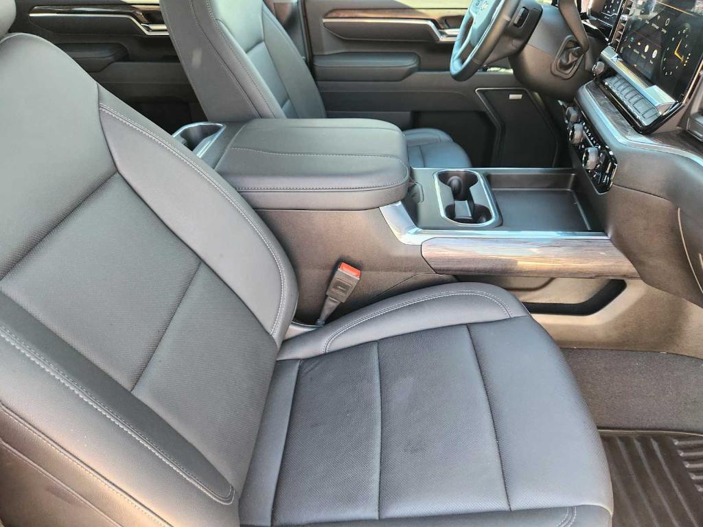 used 2025 Chevrolet Silverado 3500 car, priced at $76,977