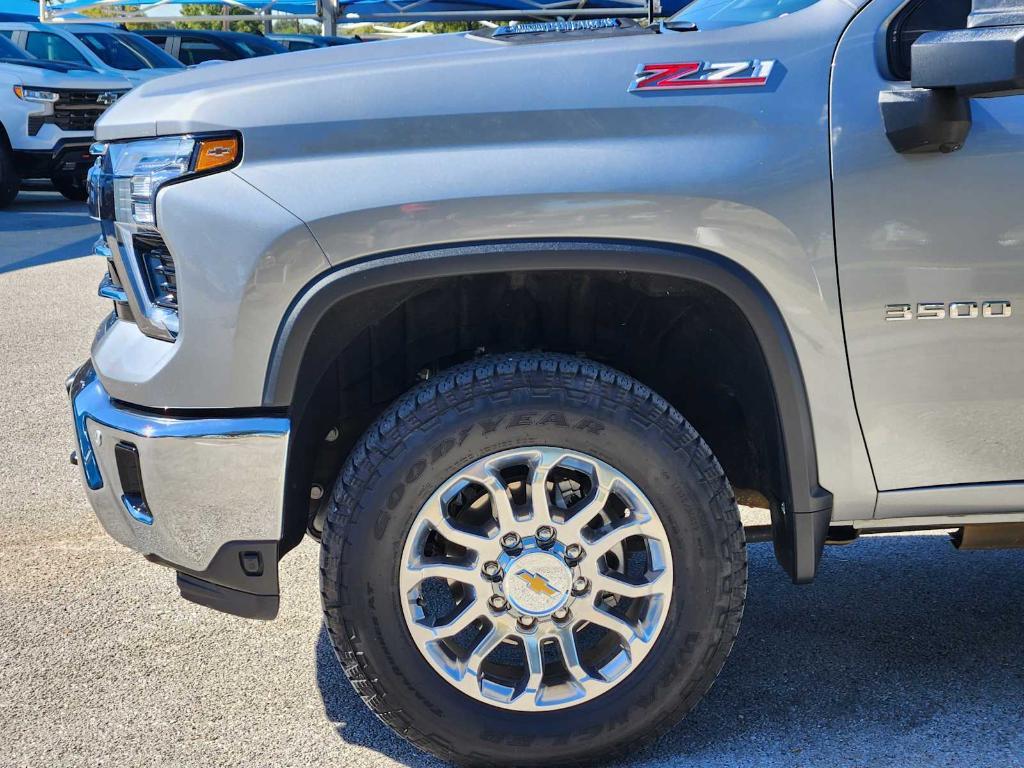 used 2025 Chevrolet Silverado 3500 car, priced at $76,977