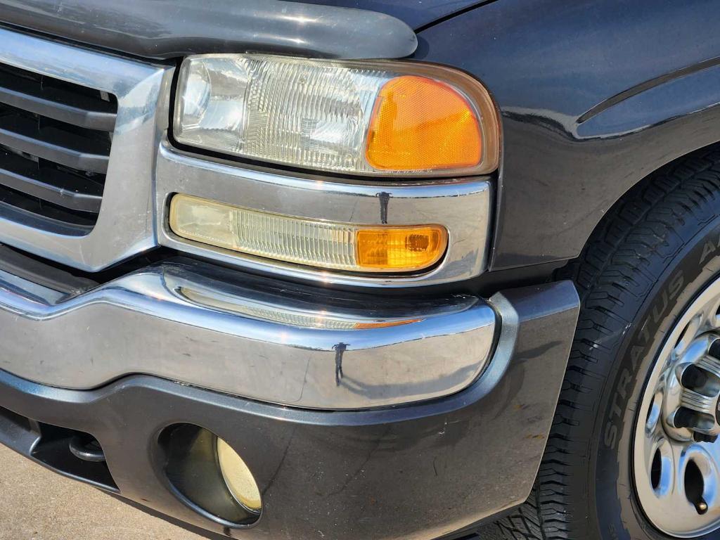 used 2005 GMC Sierra 1500 car, priced at $10,977