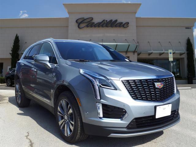 new 2024 Cadillac XT5 car